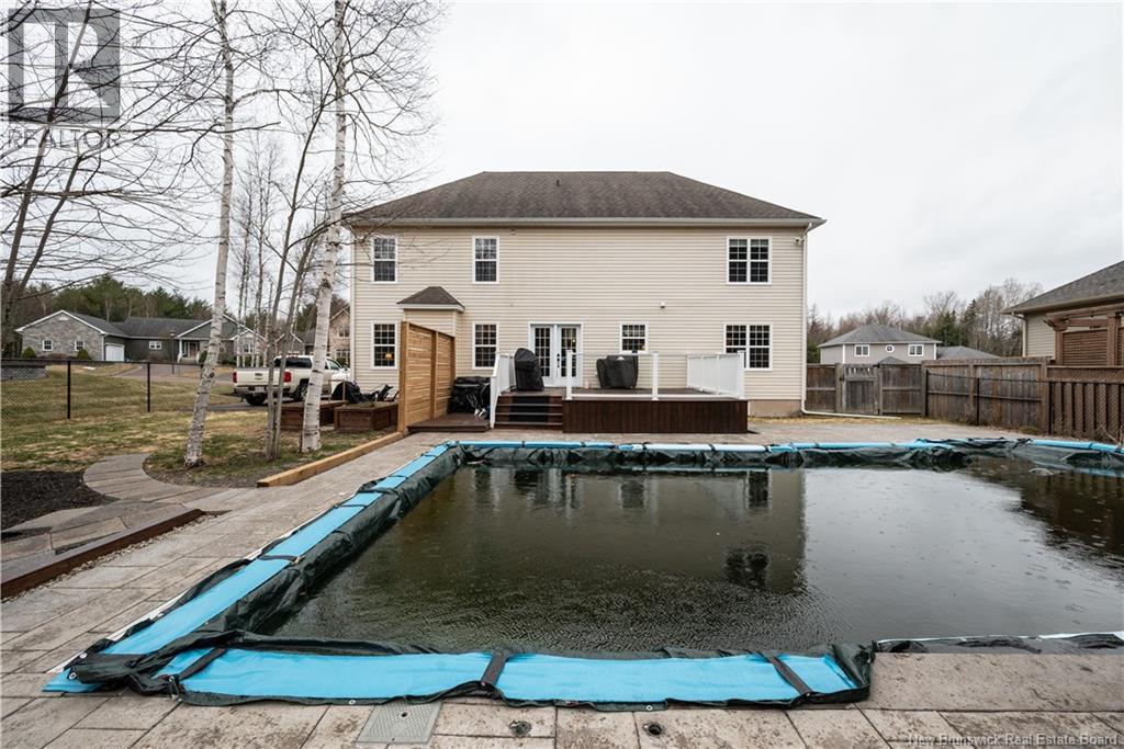 12 Highgate Court Property Photo 3