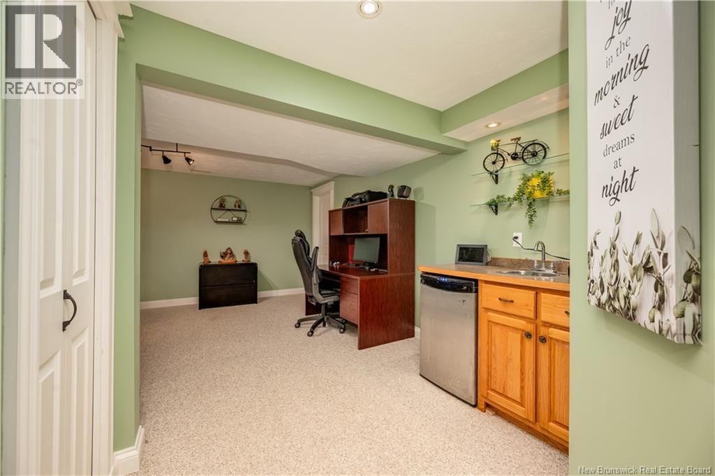 12 Highgate Court Property Photo 29