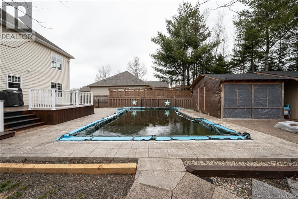 12 Highgate Court Property Photo 40