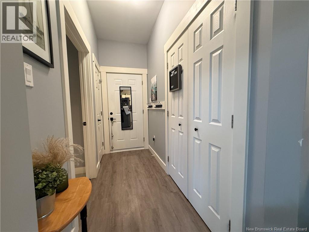 98 Mcnair Drive Property Photo 3