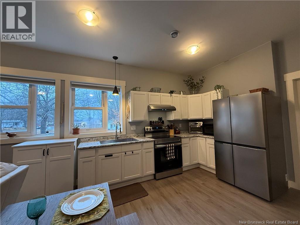 98 Mcnair Drive Property Photo 5