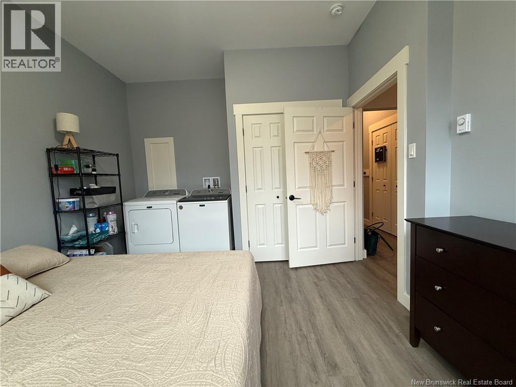 98 Mcnair Drive Property Photo 14