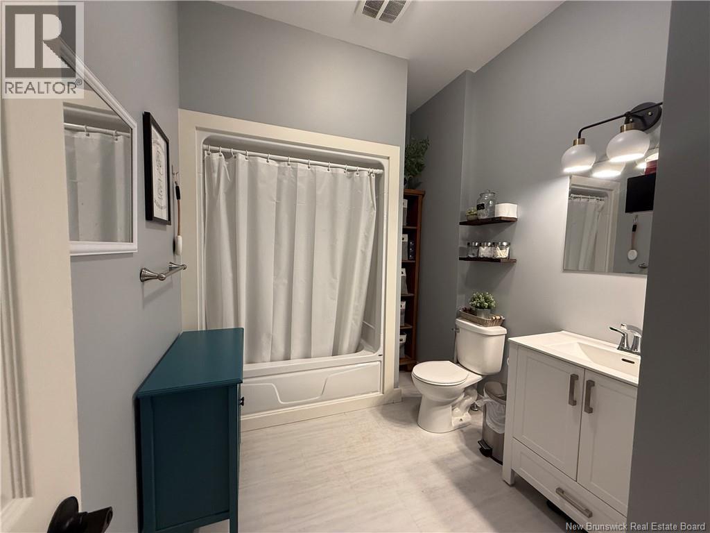 98 Mcnair Drive Property Photo 17
