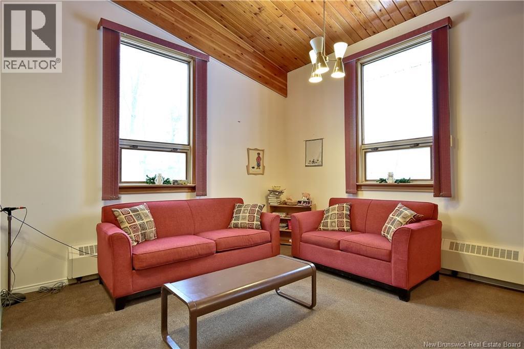 98 Mcnair Drive Property Photo 24