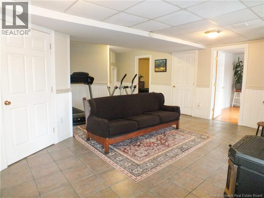28 Mountain View Crescent Property Photo 31