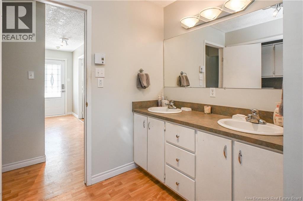 199 Saint-simon Road Property Photo 33