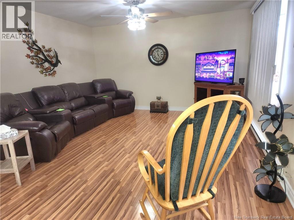 613 Madawaska Road Property Photo 6