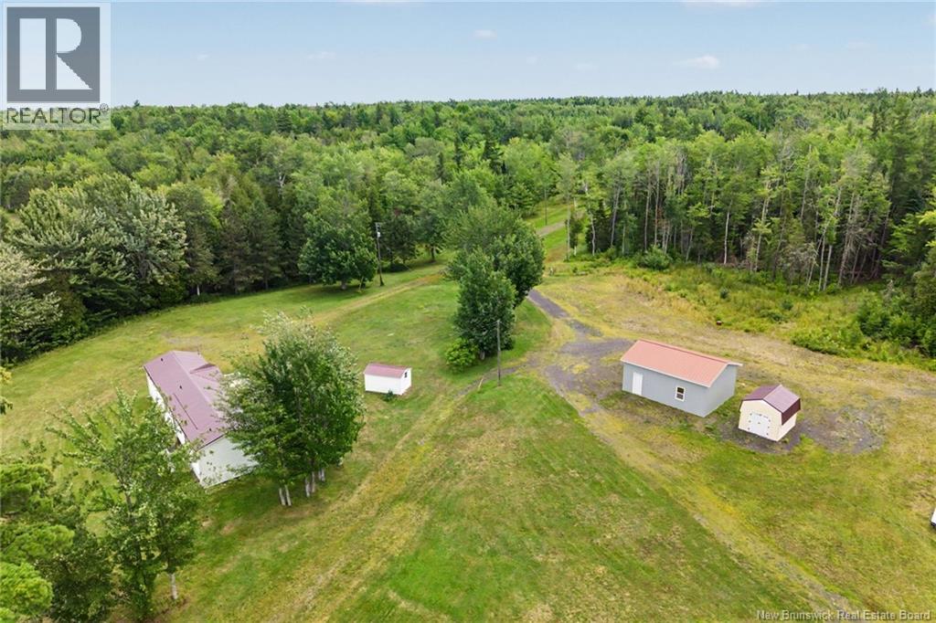 388 Cox Point Road Property Photo 3
