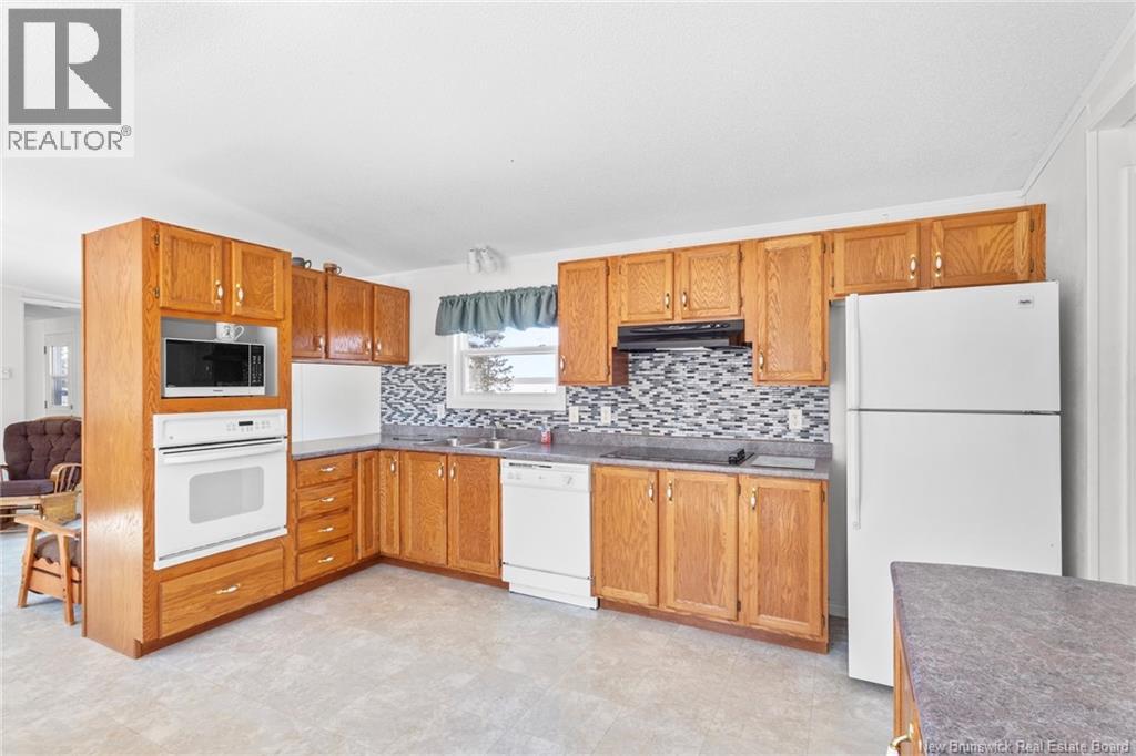 388 Cox Point Road Property Photo 17