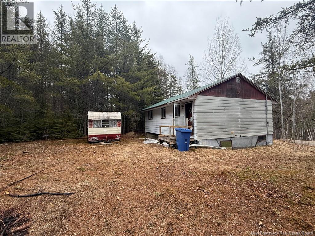 373 Howard Road Property Photo 3
