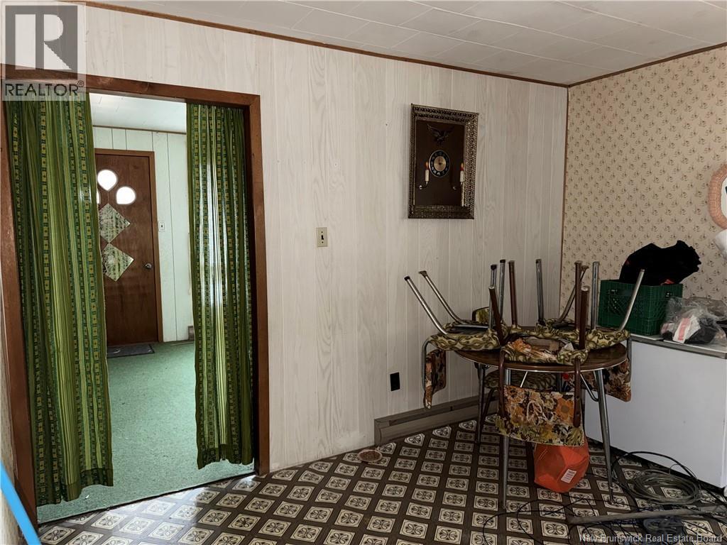 373 Howard Road Property Photo 5