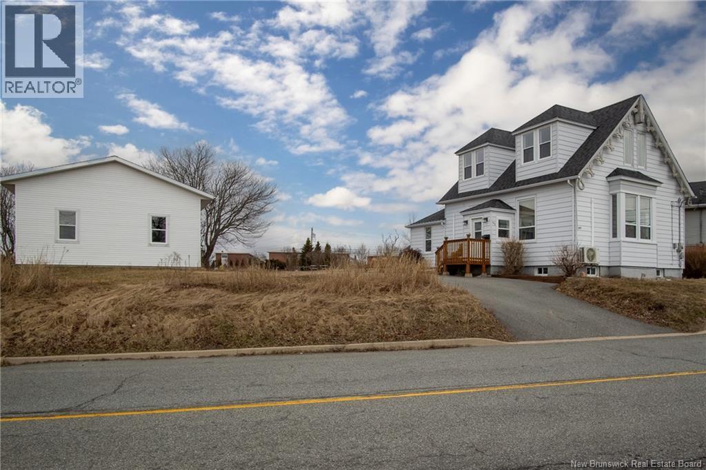 754 Sand Cove Road Property Photo 4
