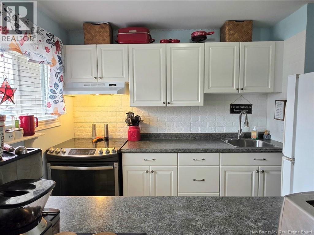 24 Suffolk Unit# 13 Property Photo 6