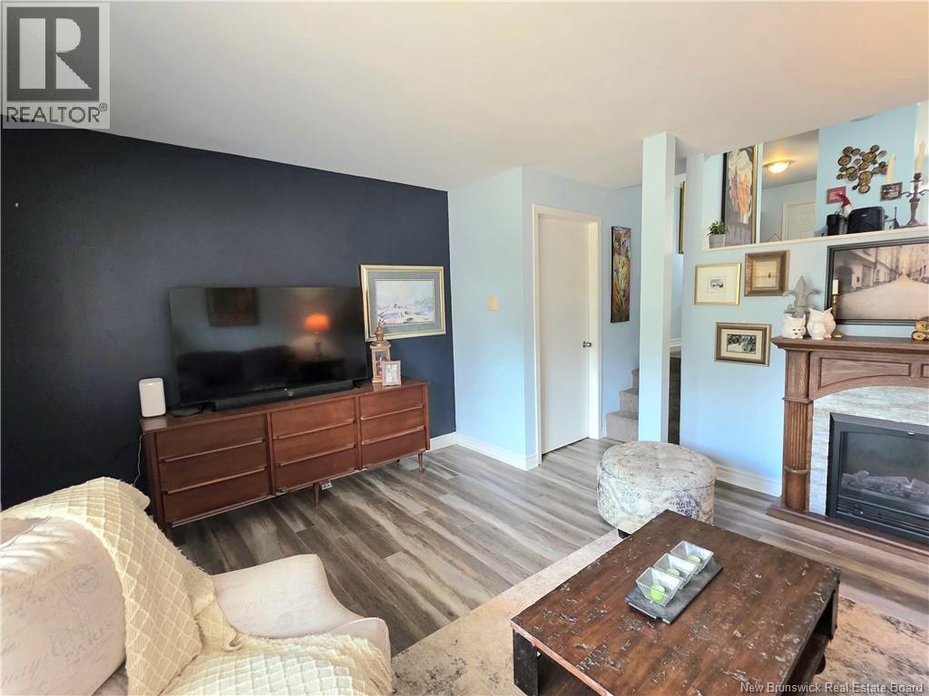 24 Suffolk Unit# 13 Property Photo 14