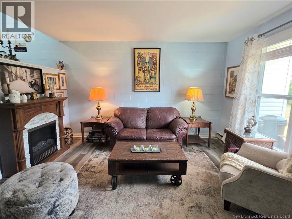 24 Suffolk Unit# 13 Property Photo 16