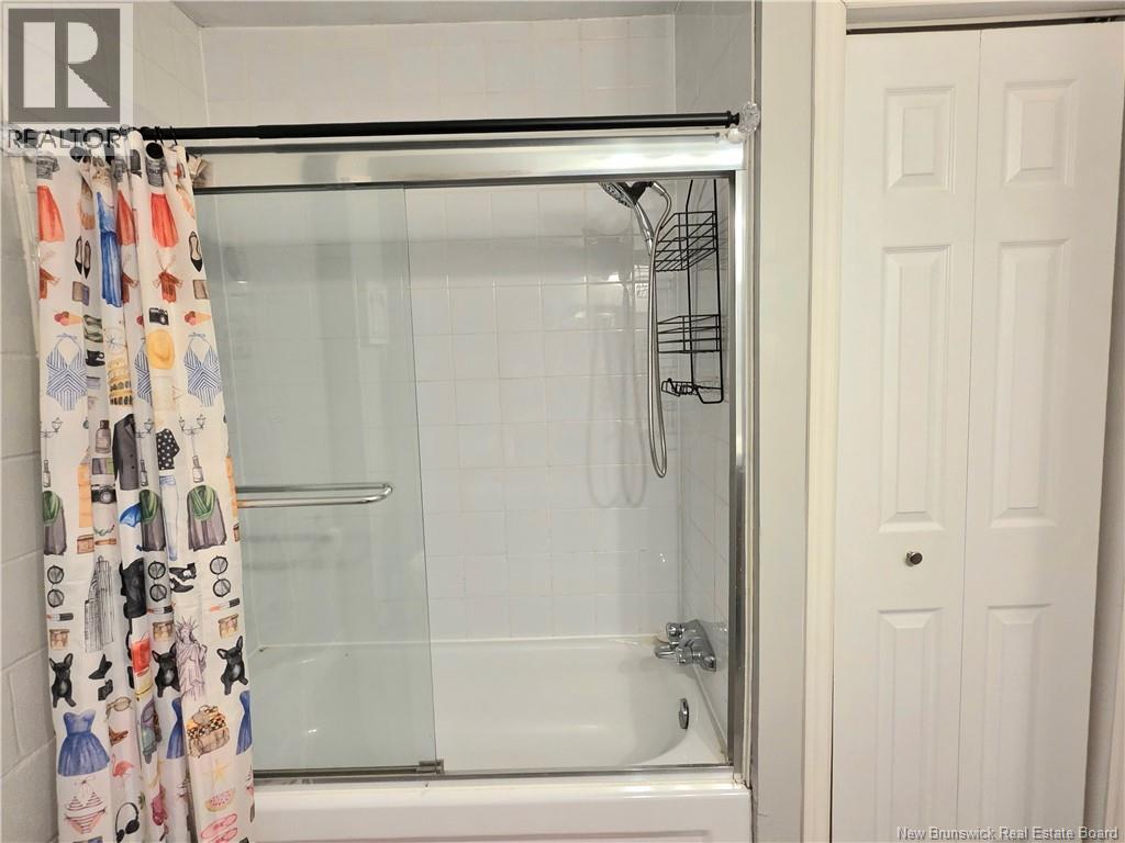 24 Suffolk Unit# 13 Property Photo 26