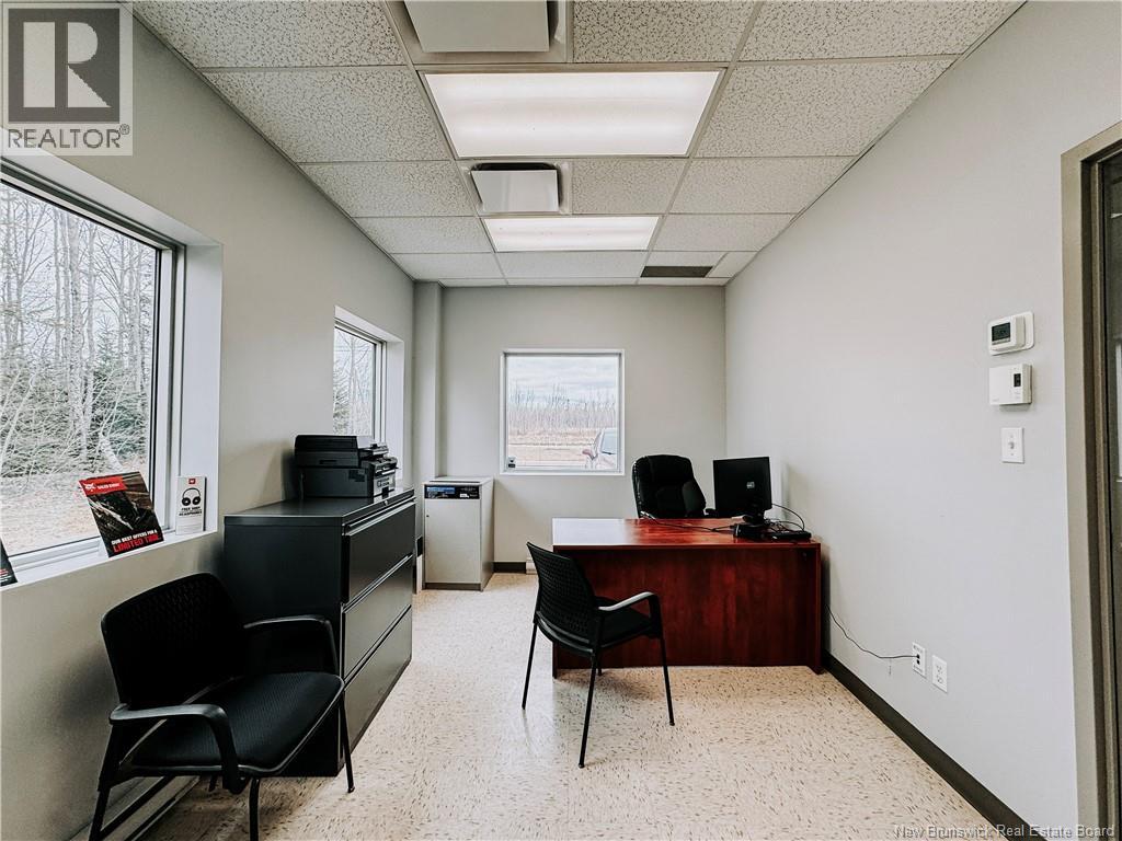 8 Galloway Street Property Photo 10