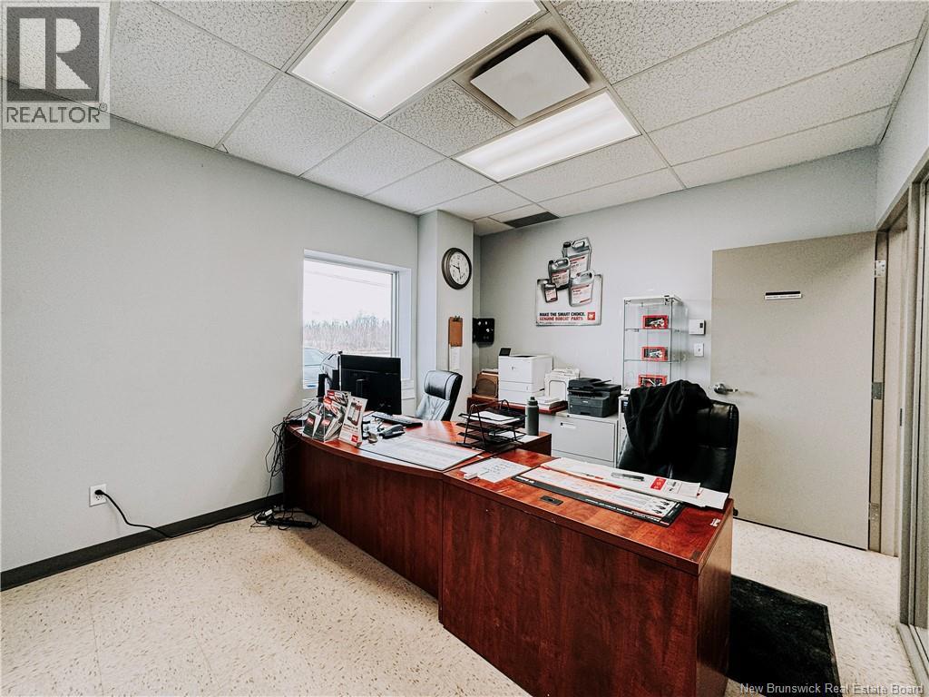 8 Galloway Street Property Photo 17