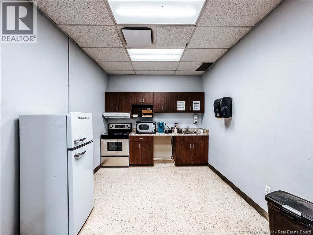8 Galloway Street Property Photo 19