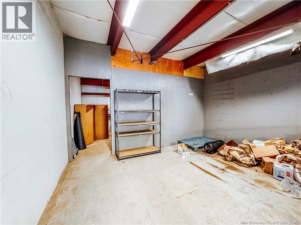 8 Galloway Street Property Photo 21
