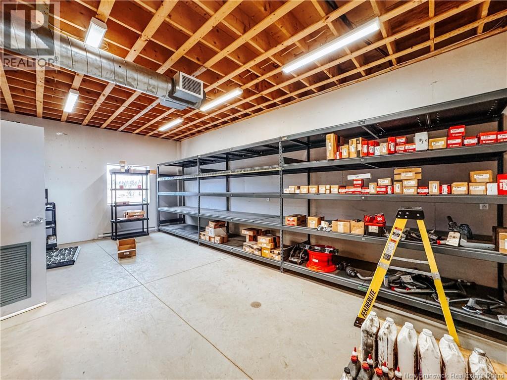 8 Galloway Street Property Photo 31