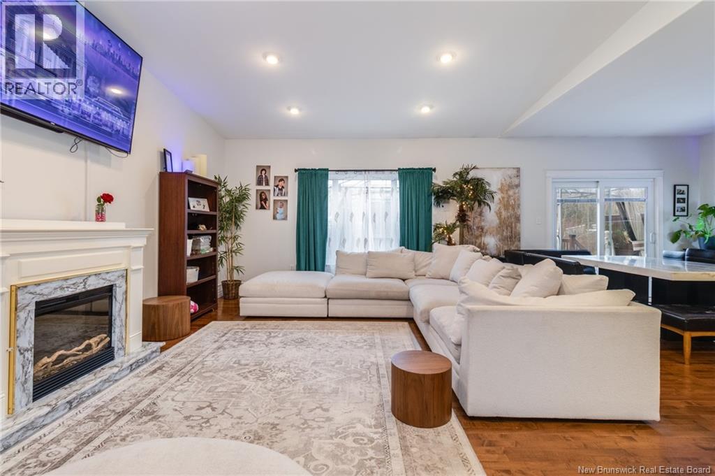 11 Mitchell Wayne Property Photo 7