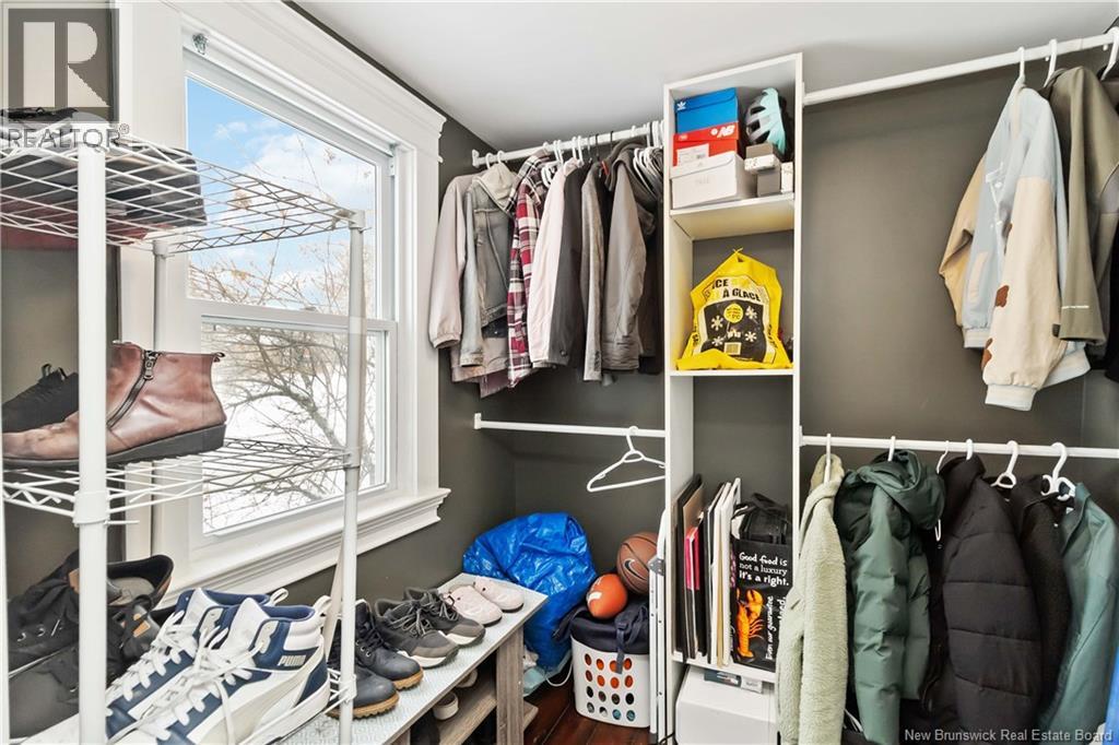 114 Pleasant Street Property Photo 4
