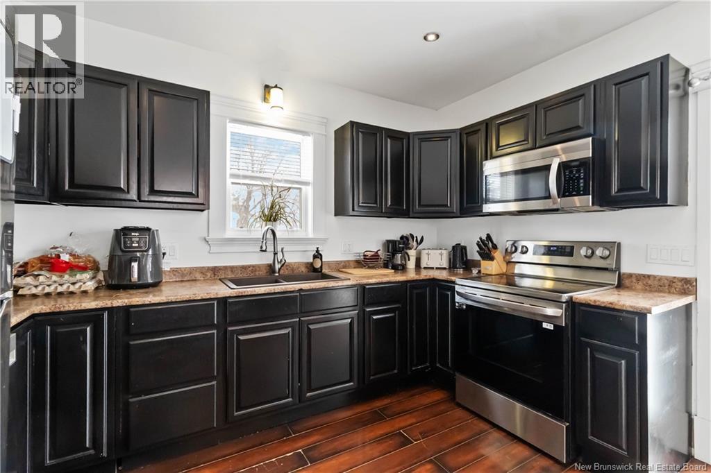 114 Pleasant Street Property Photo 14