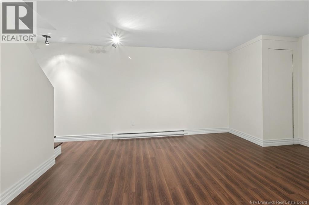 94 Newton Unit# B Property Photo 34