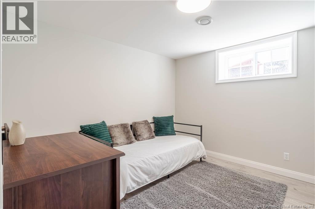 241 Summerhill Row Property Photo 39