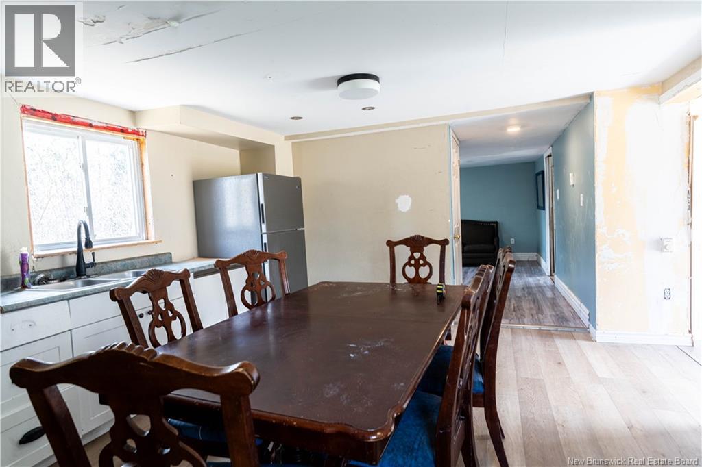 25 Station St Property Photo 7
