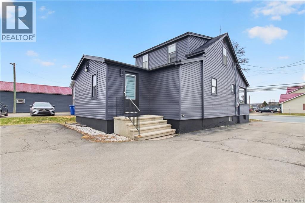 379 Champlain Street Property Photo 13