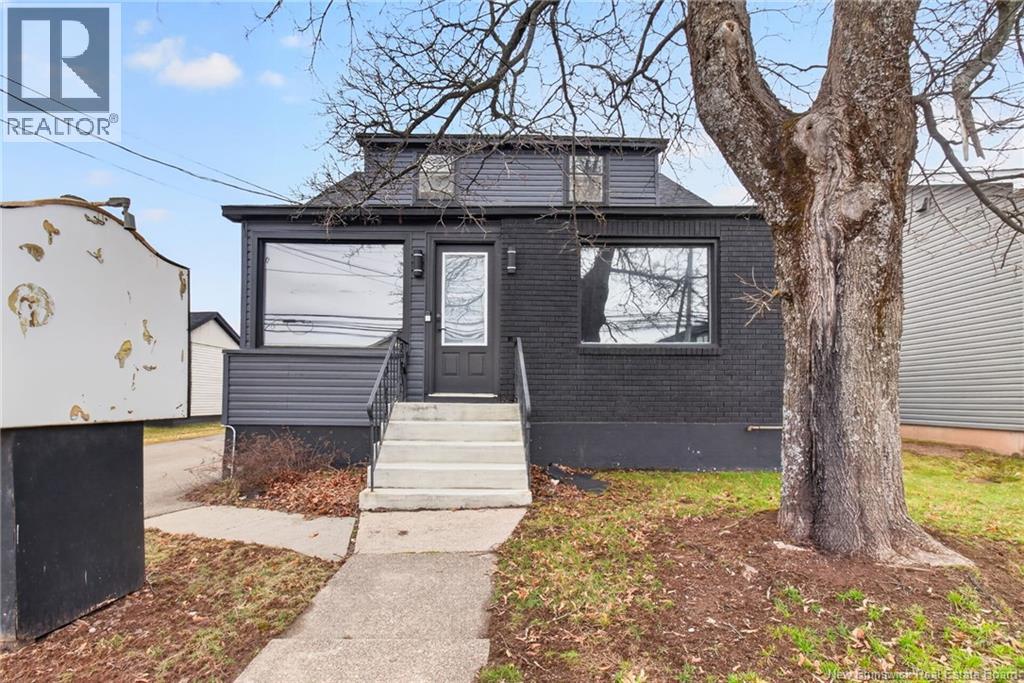 379 Champlain Street Property Photo 15
