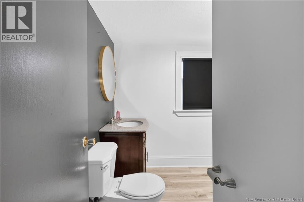 379 Champlain Street Property Photo 31