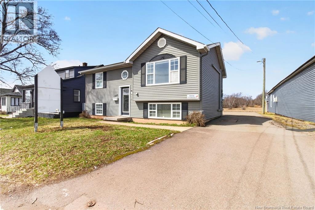 383 Champlain Street Property Photo 3