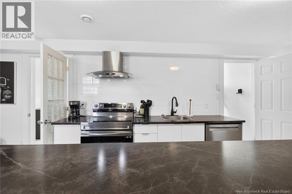 383 Champlain Street Property Photo 21