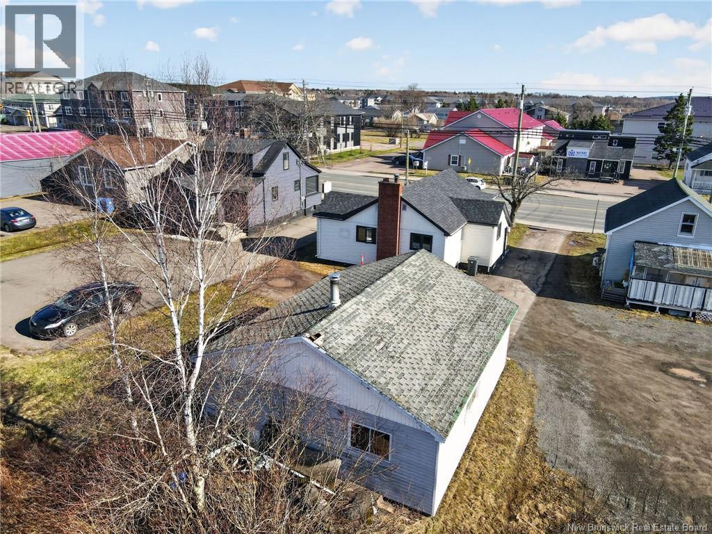 375 Champlain Street Property Photo 2