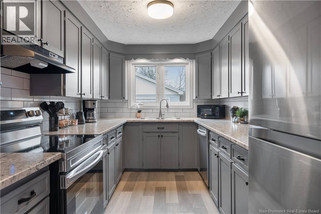 375 Champlain Street Property Photo 19