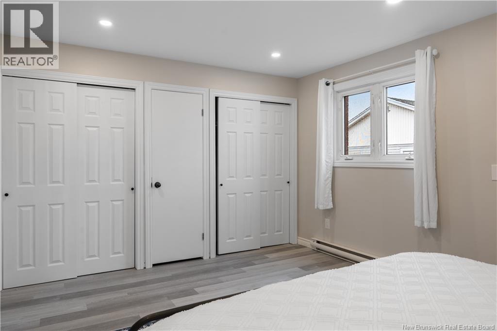 375 Champlain Street Property Photo 28