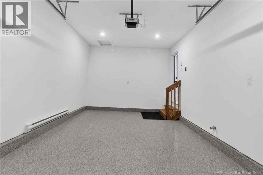 436 Lavallee Unit# 1 Property Photo 15