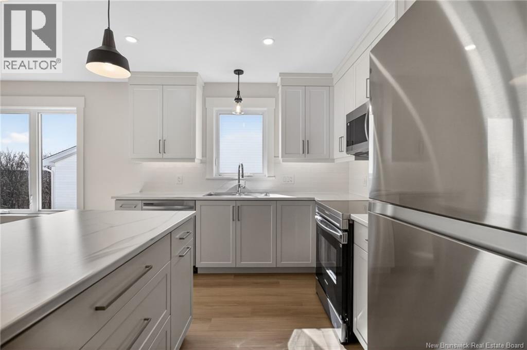 436 Lavallee Unit# 1 Property Photo 27