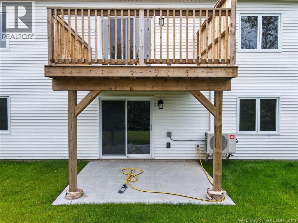 436 Lavallee Unit# 2 Property Photo 3