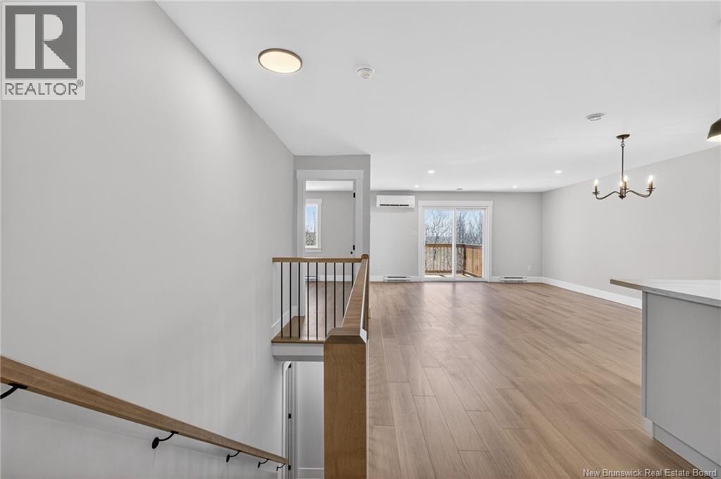 436 Lavallee Unit# 2 Property Photo 8