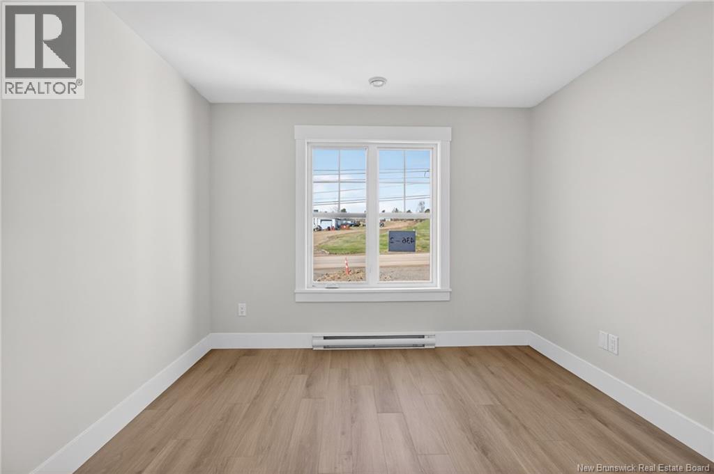 436 Lavallee Unit# 2 Property Photo 10