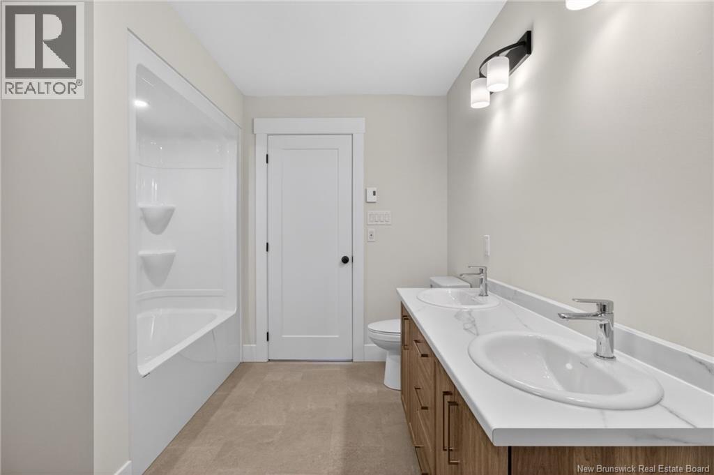 436 Lavallee Unit# 2 Property Photo 28