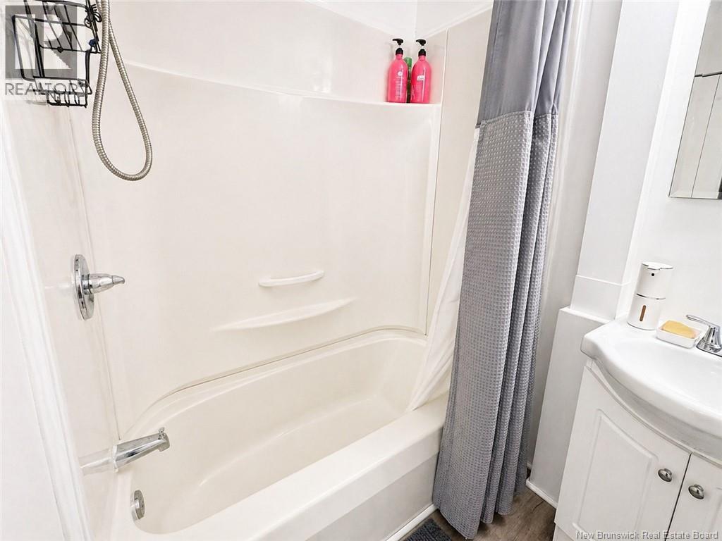 31-33 Peters Street Property Photo 16