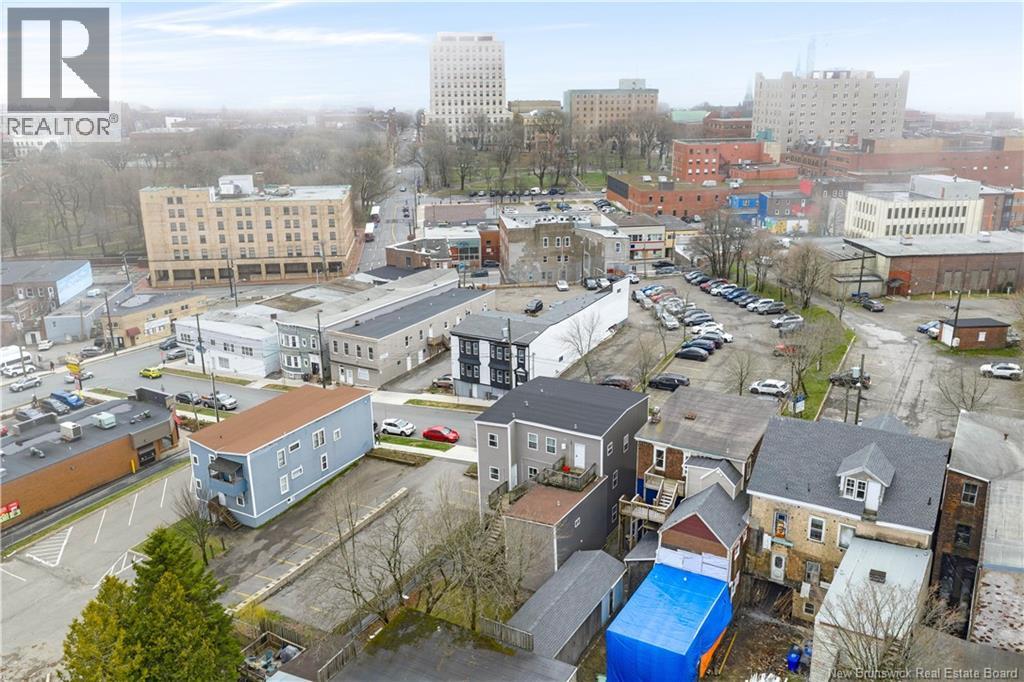 31-33 Peters Street Property Photo 39
