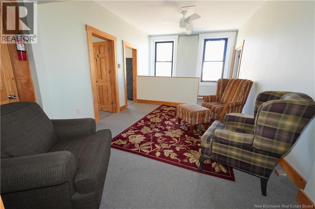 27 King Street Property Photo 22