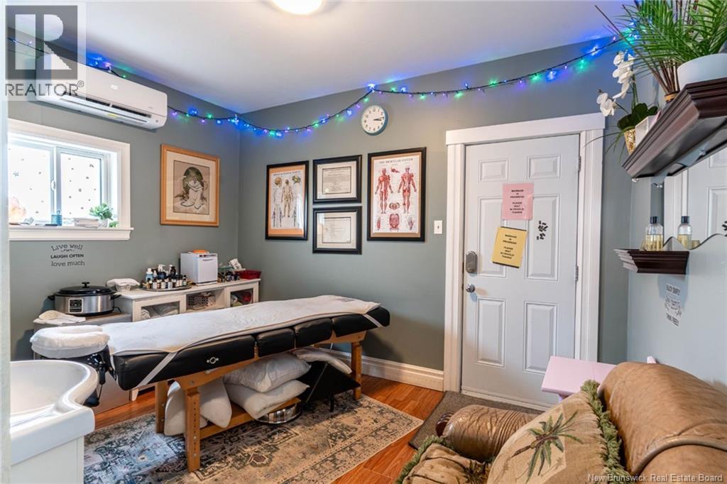 112 Duke Street Property Photo 23