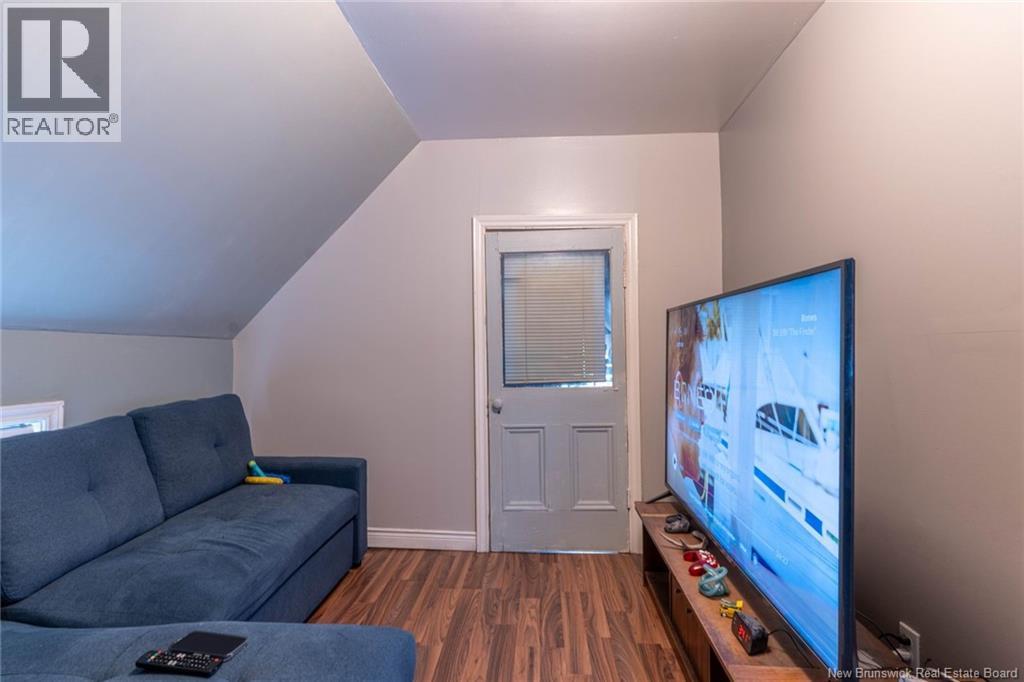 112 Duke Street Property Photo 29